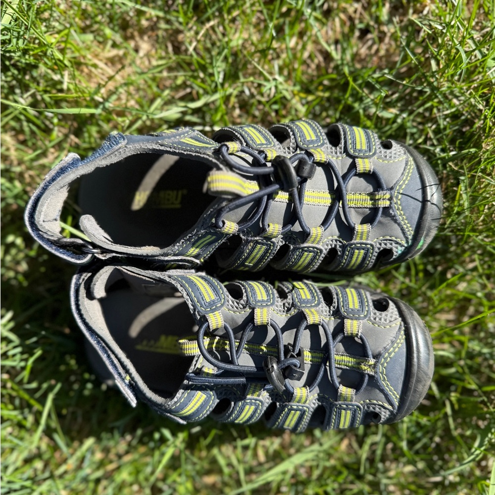 Kids Outdoor Sandals - Gray and Yellow - LIKE NEW